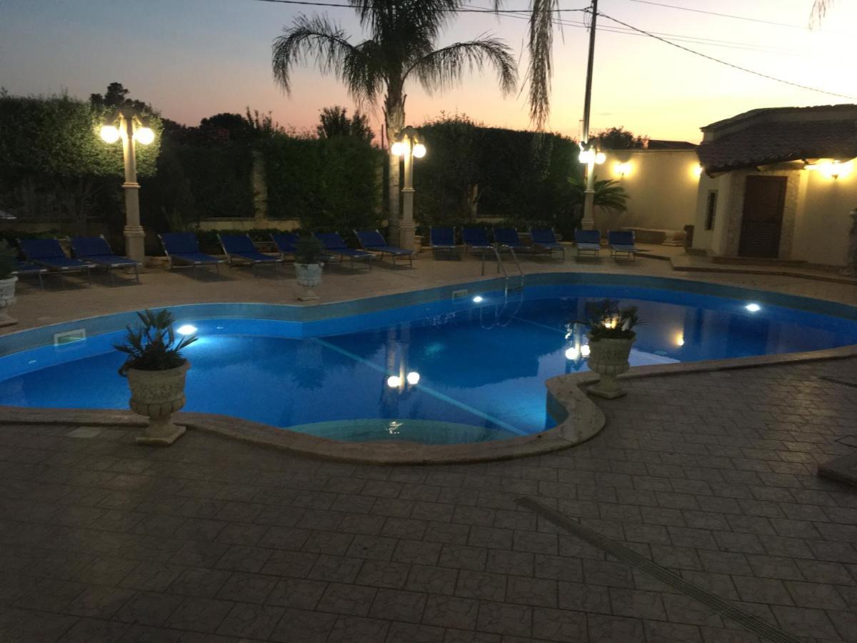 Suite Margarita Mazara del Vallo Exterior foto