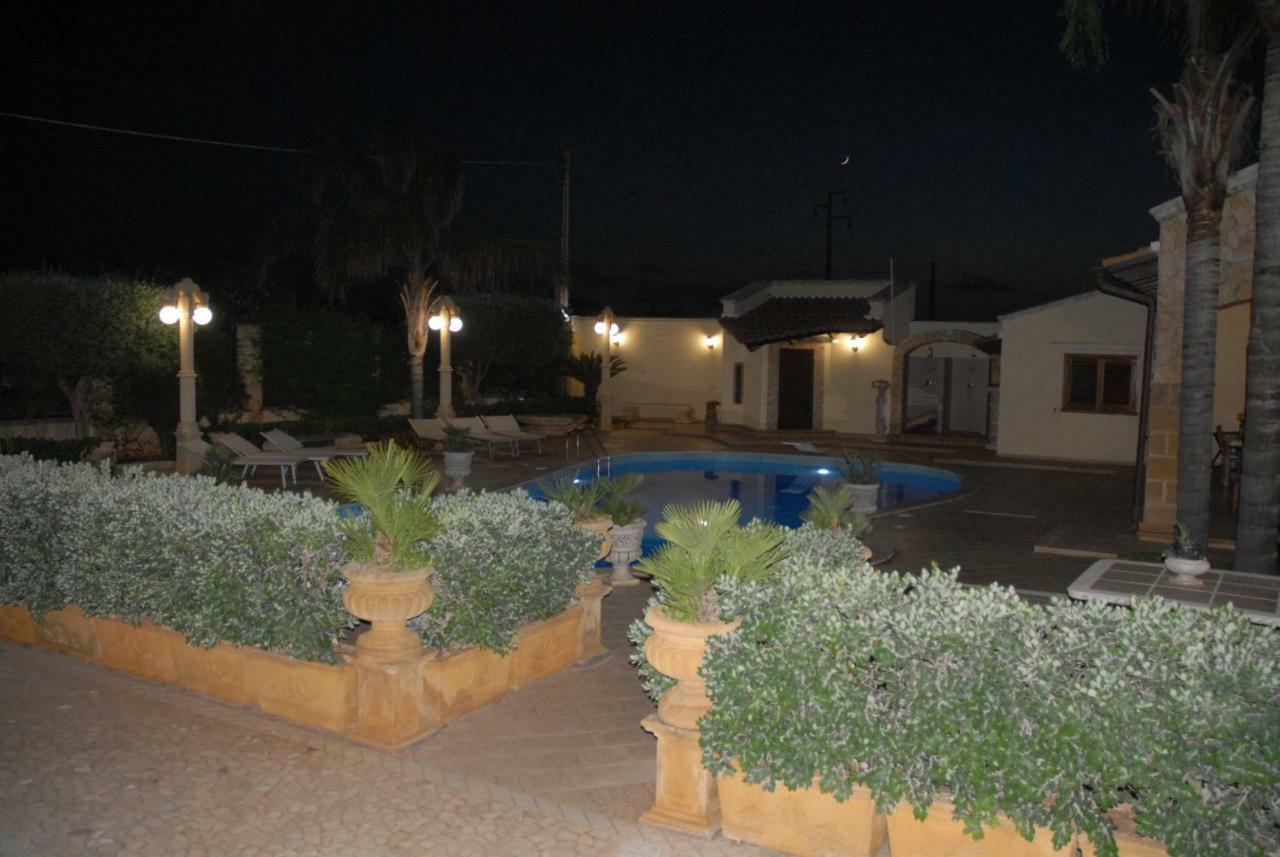 Suite Margarita Mazara del Vallo Exterior foto